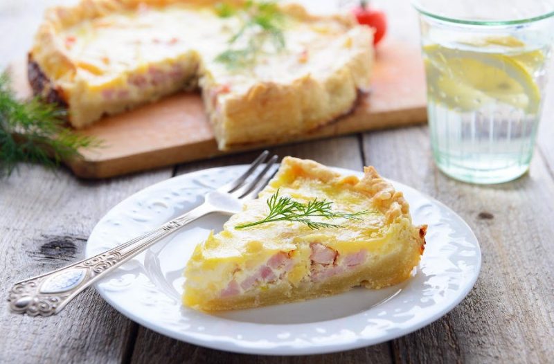 Dugo Selo - dugoselo.info - Šarena pita s šunkom i salata