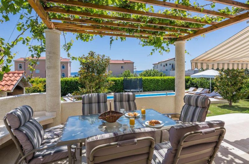 Dugo Selo - dugoselo.info - Putovanja - Logan Villa & Apartment rent, Split Trogir Dalmatia