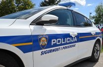 U Rugvici ukradeni osobni i teretni automobil te počinjena drska krađa