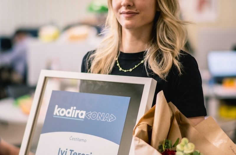 Dugo Selo - dugoselo.info - Studenac treću godinu zaredom projektom Kodira<ONA> osnažuje buduće liderice digitalne transformacije