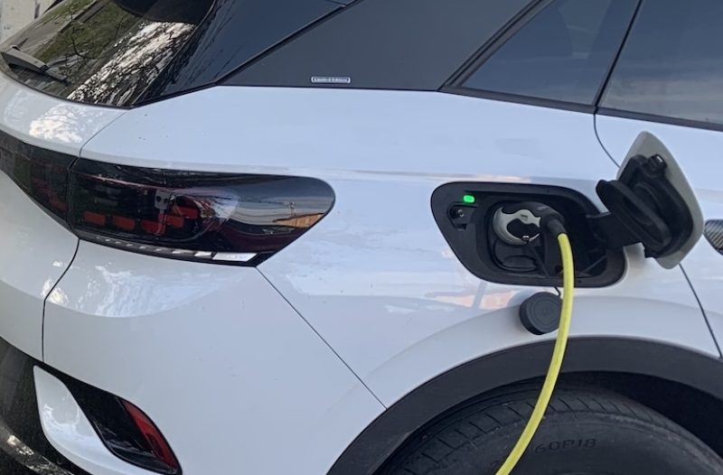 Dugo Selo - dugoselo.info - Novi poticaji za kupnju električnih i vodikovih vozila: Objavljen javni poziv EnU-4/26