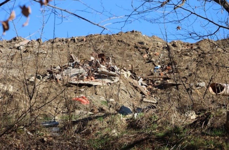 Dugo Selo - dugoselo.info - Nezakonito odlagali tone otpada u šumi kod Zagreba: prijavljeni i ranije, ali nisu stali