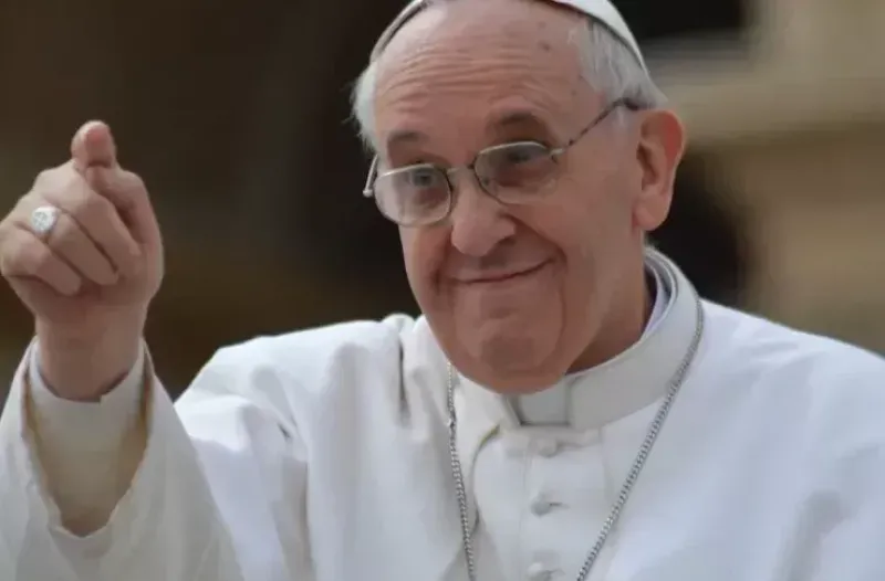Dugo Selo - dugoselo.info - Papa Franjo o ratu u Ukrajini: "Bolna i sramotna godišnjica za čitavo čovječanstvo!"