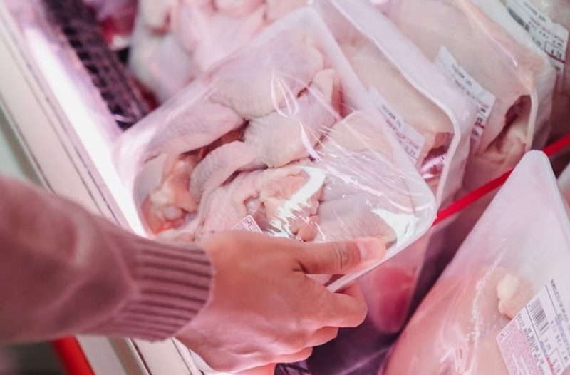 Dugo Selo - dugoselo.info - Food Facts: Može li pranje sirove piletine uzrokovati trovanje hranom?