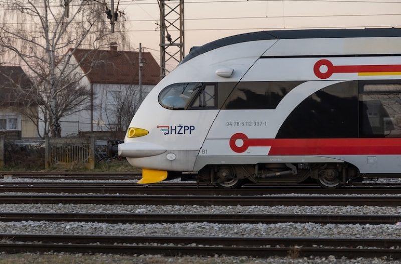 Dugo Selo - dugoselo.info - Posebna organizacija prometa zbog radova na dionici Sesvete - Dugo Selo nastavlja se do 15. svibnja