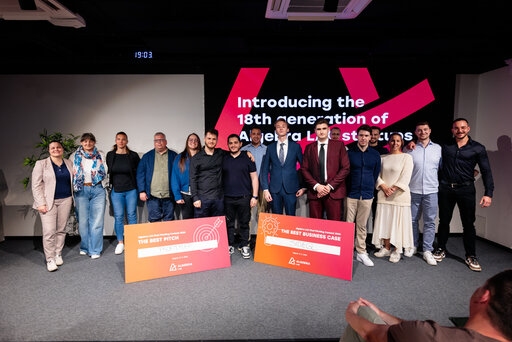 Rsz zbirna fotografija svih ucesnikastartupova